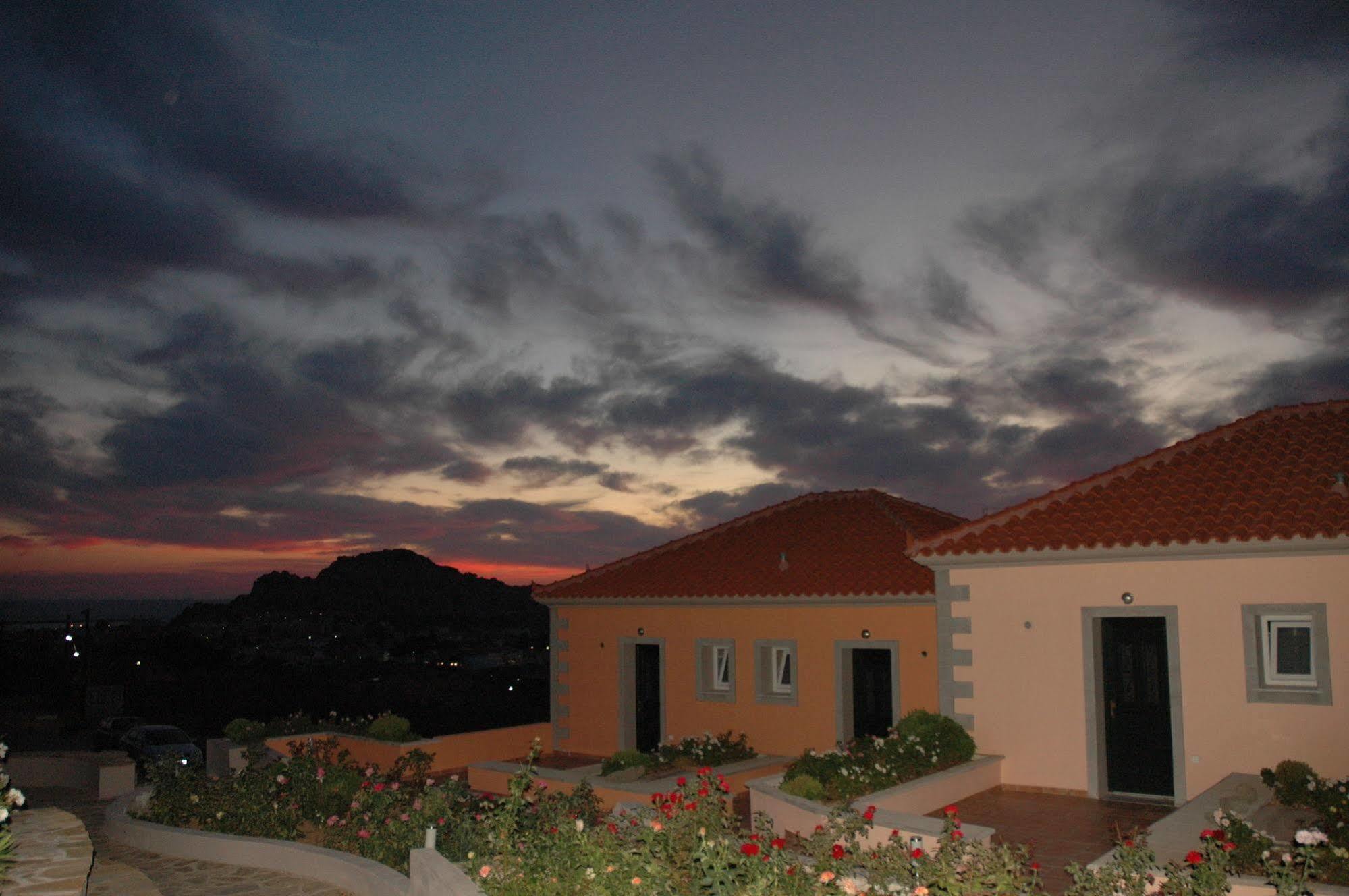Amygdalies Apartments Myrina Dış mekan fotoğraf